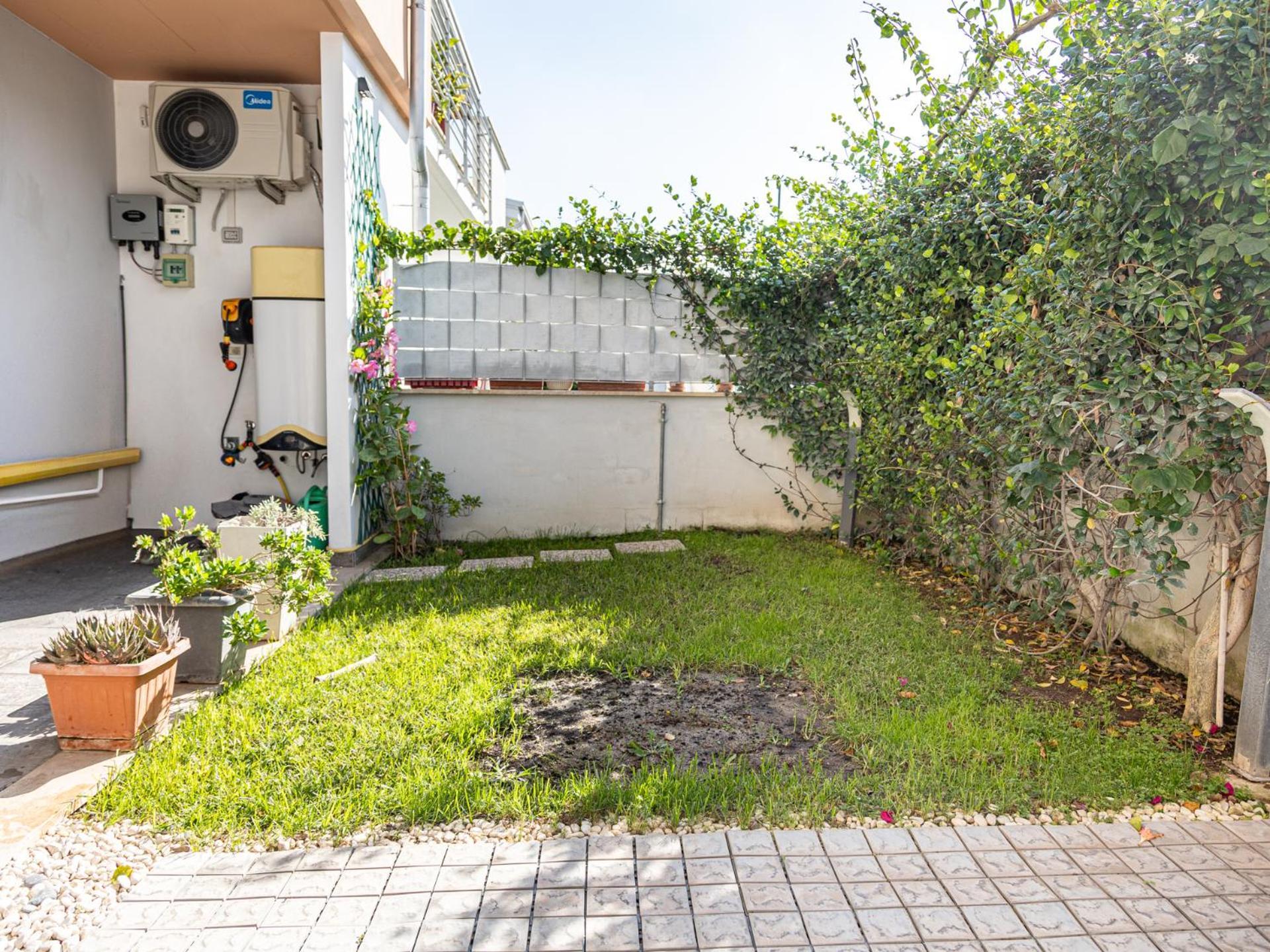 Mrb Real Estate - Maison Ludovica - Monolocale Moderno Con Giardino Frattocchie